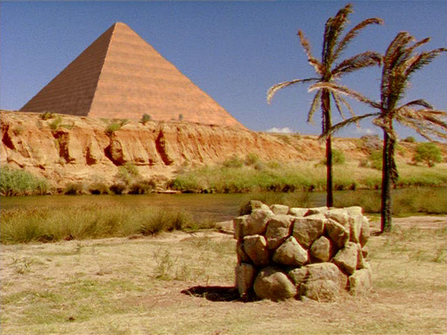 Таинственная Пирамида – колодец